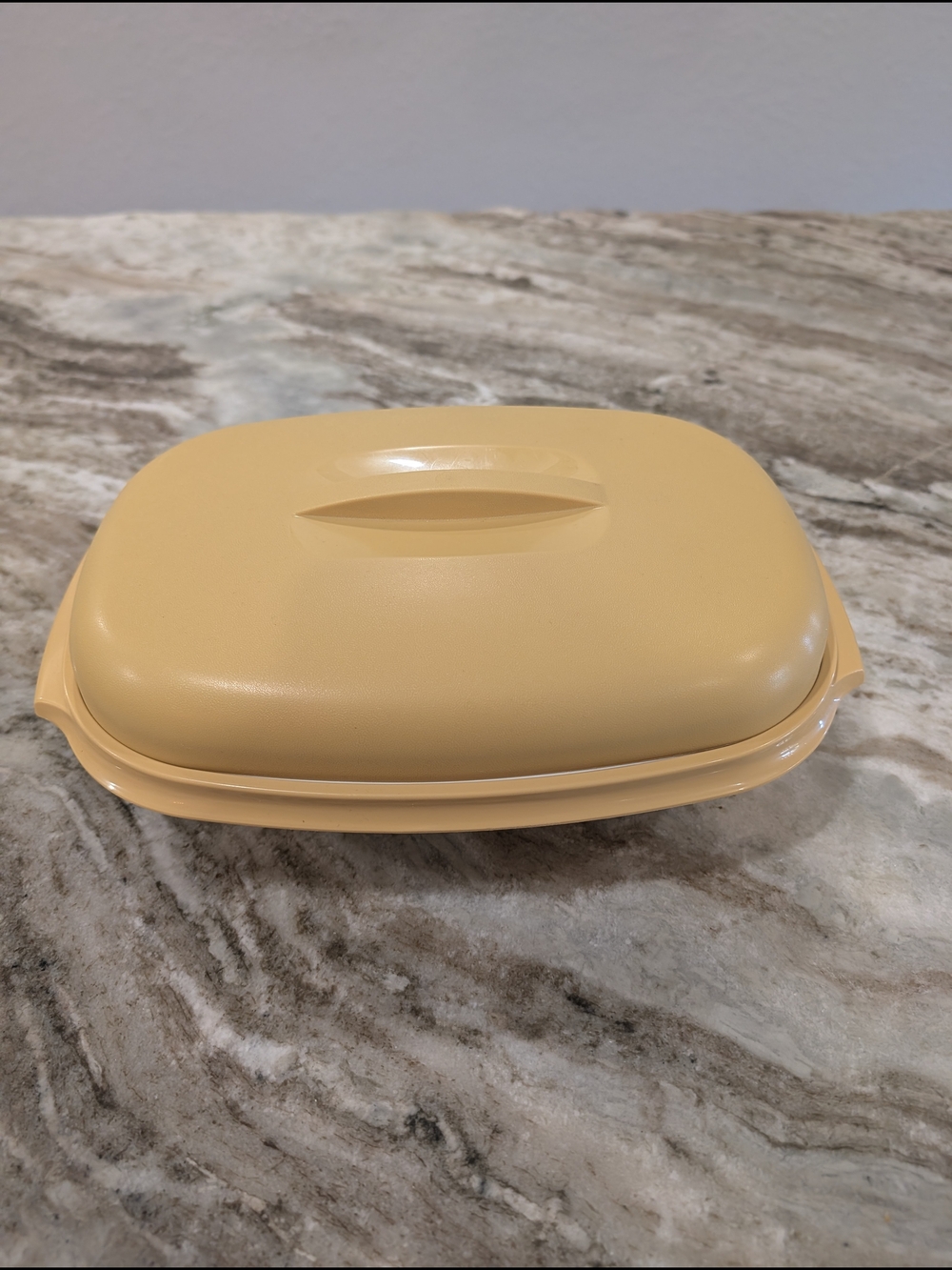 TUPPERWARE Harvest Gold Steamer